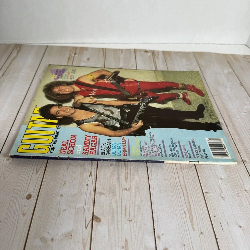 Guitar Magazine Apr 1984 AC/DC Angus Young Poster Black Sabbath Hagar